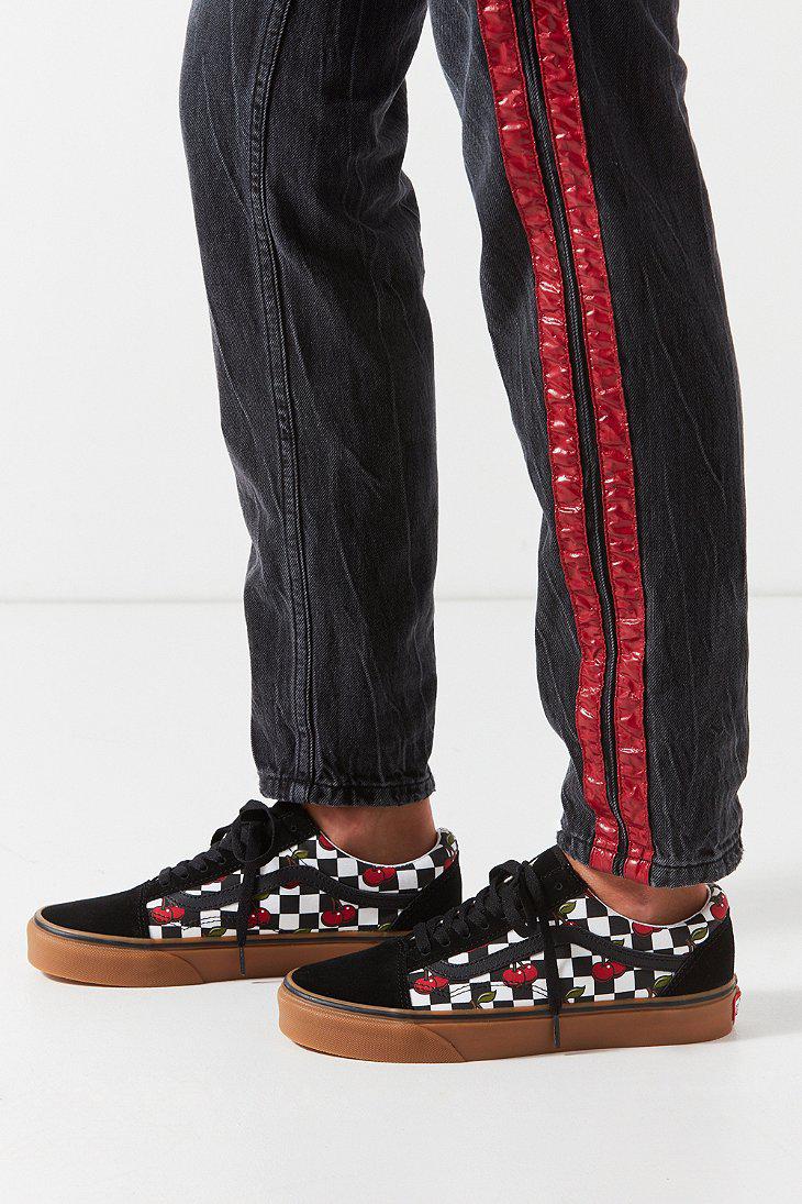 vans old skool checkerboard cherry vans old skool checkerboard cherry