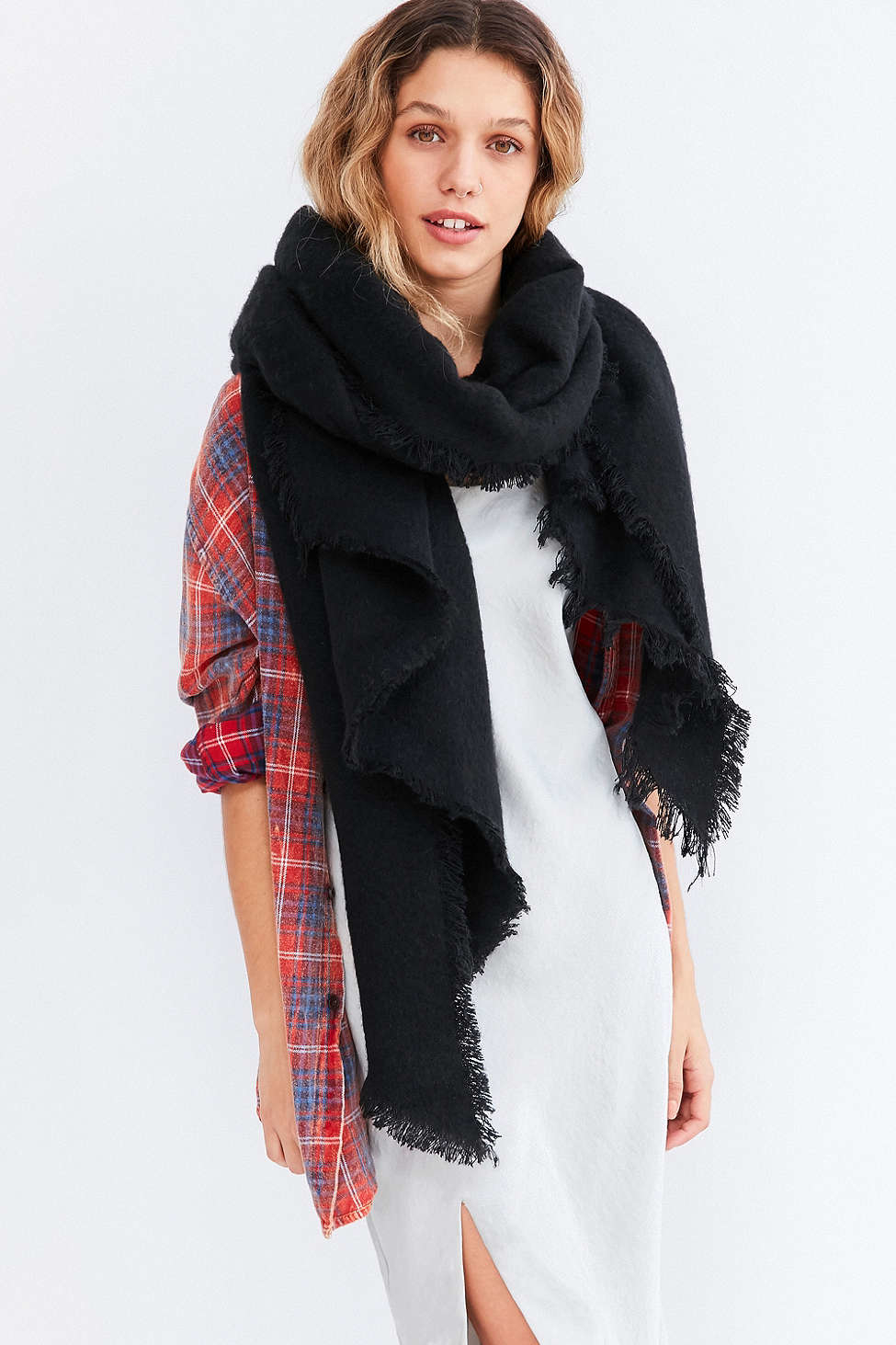 pom fur pom scarf Scarf Urban Lyst Blanket Black Outfitters in Oversized Nubby pom fur pom scarf Scarf Urban Lyst Blanket Black Outfitters in Oversized Nubby