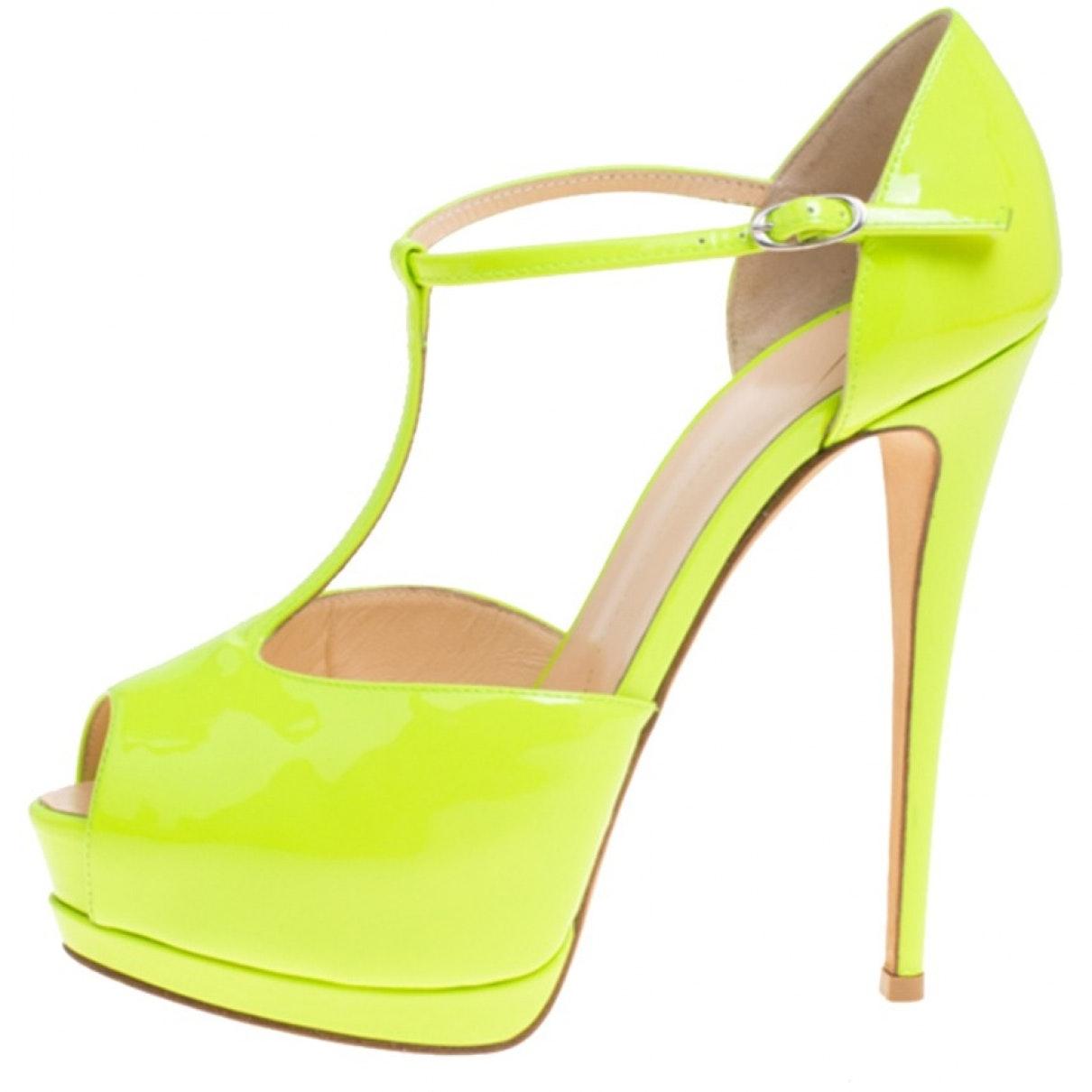 giuseppe zanotti green heels