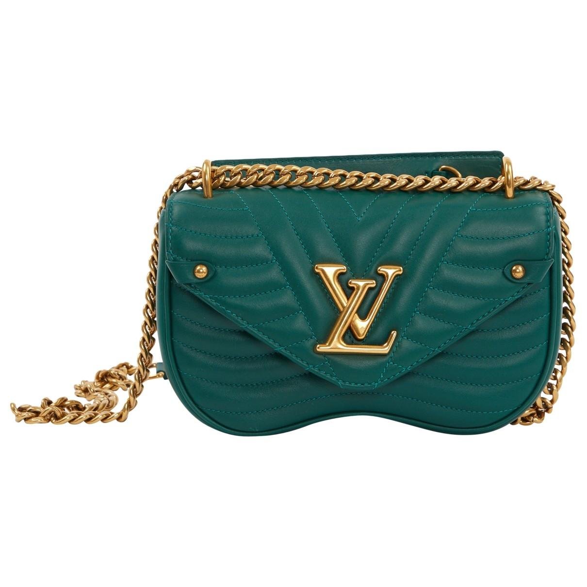 Louis Vuitton New Wave Green Leather Handbag in Green - Lyst