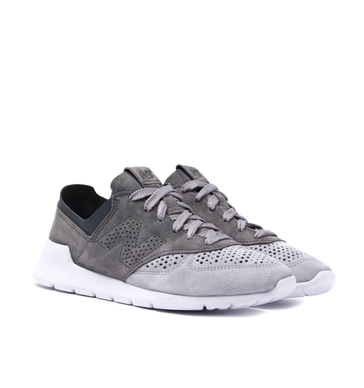 new balance vibram sole running shoes