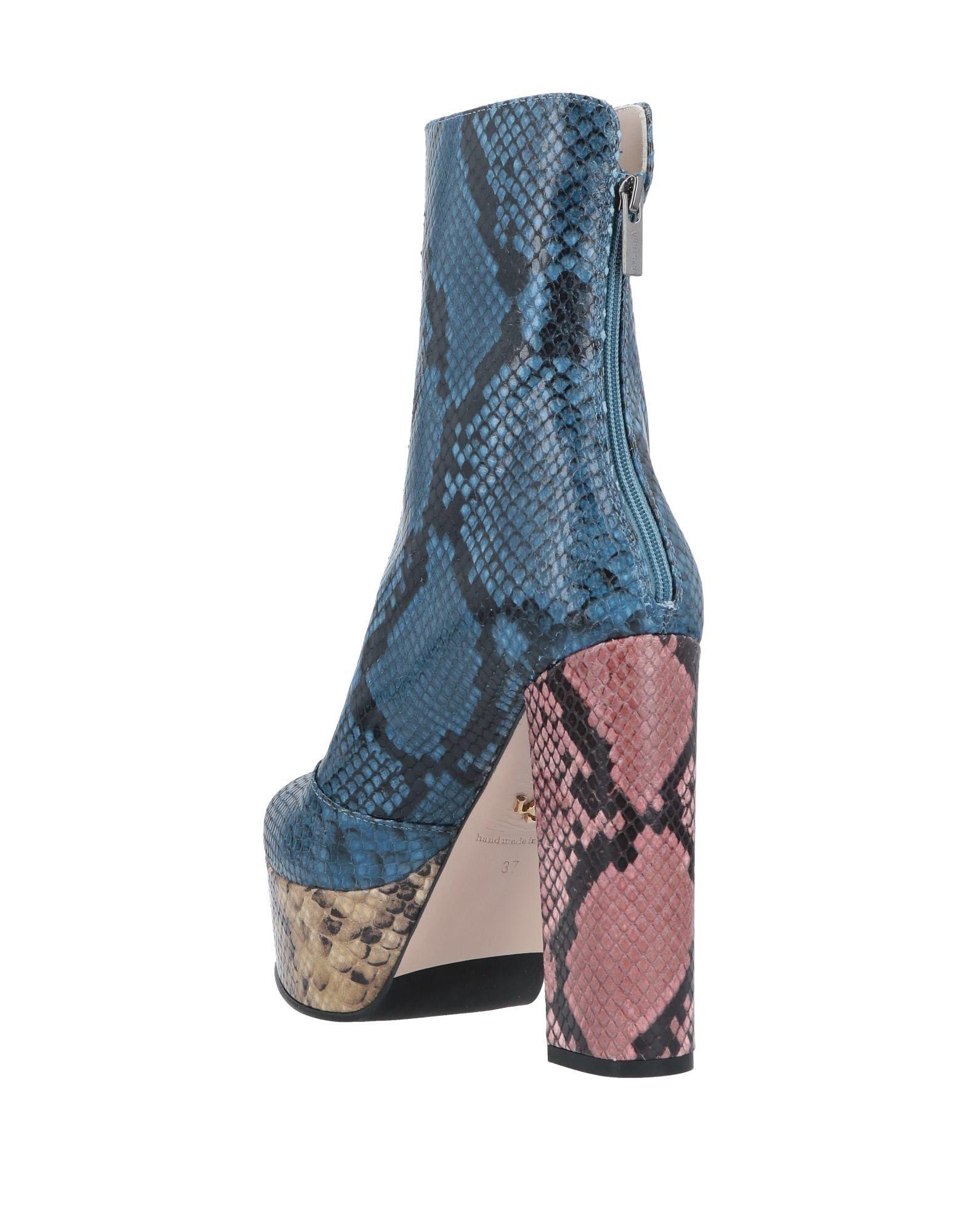 Le Silla Ankle Boots in Blue Lyst