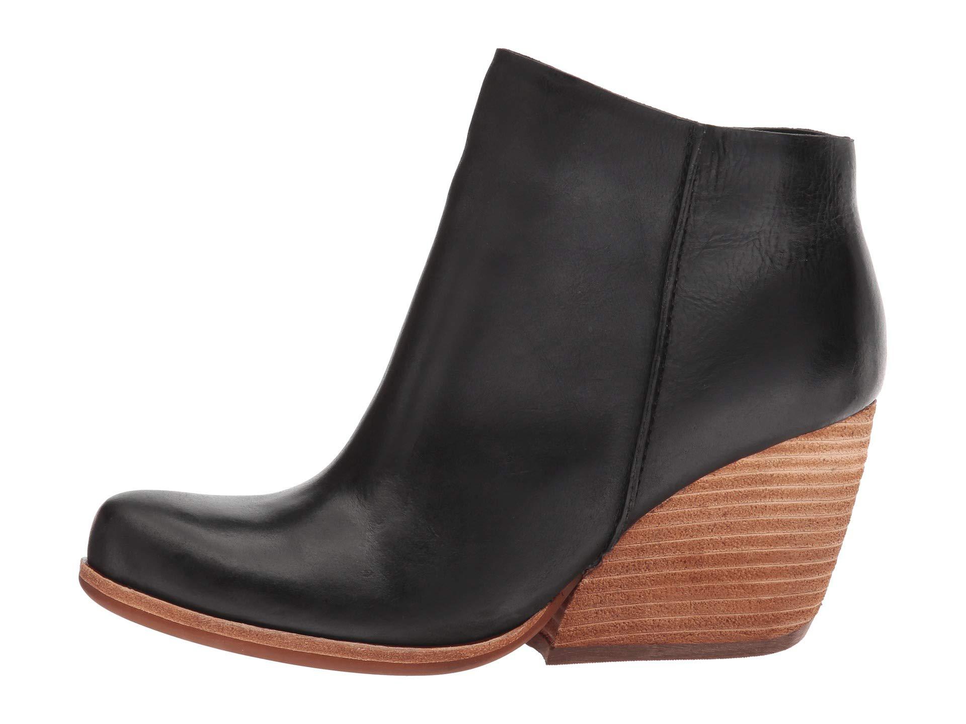 women kork ease boots