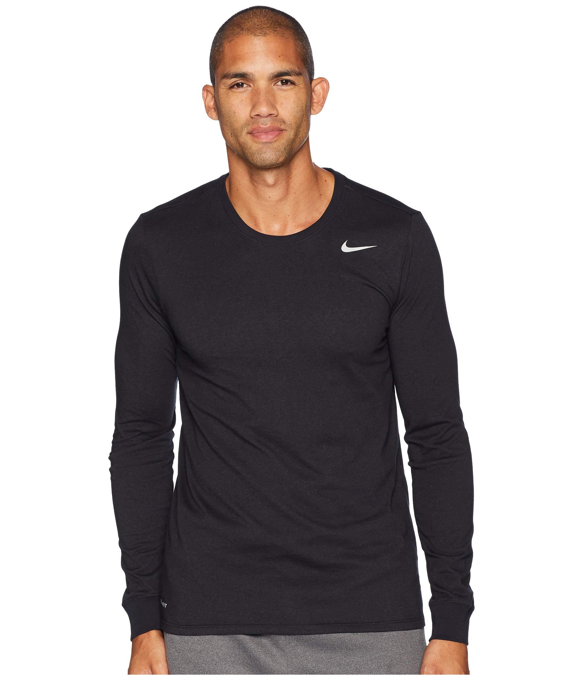 black nike training t shirt