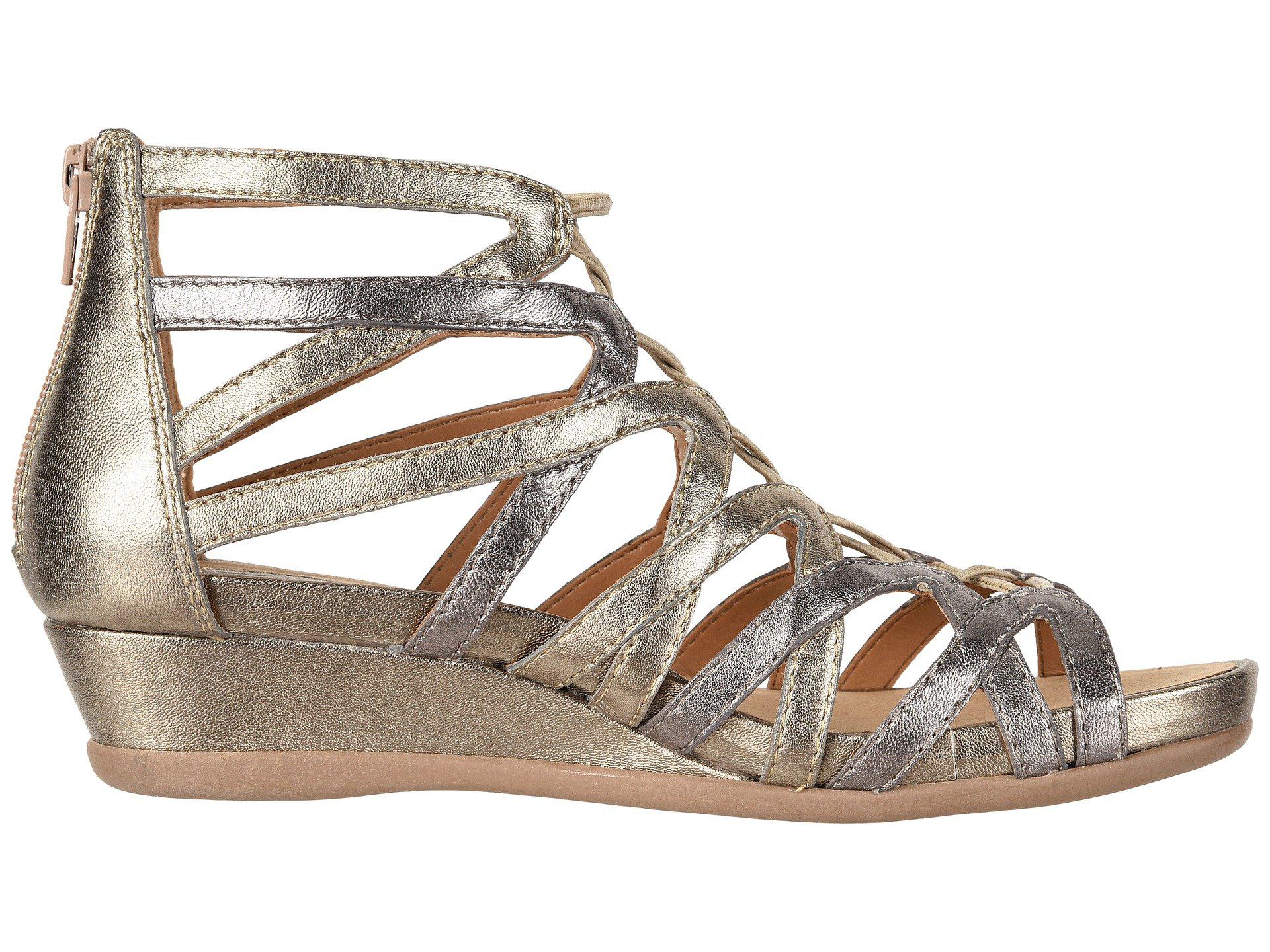 Lyst - Earth Juno (gunmetal Metallic Tumbled Leather) Women's Shoes in ...